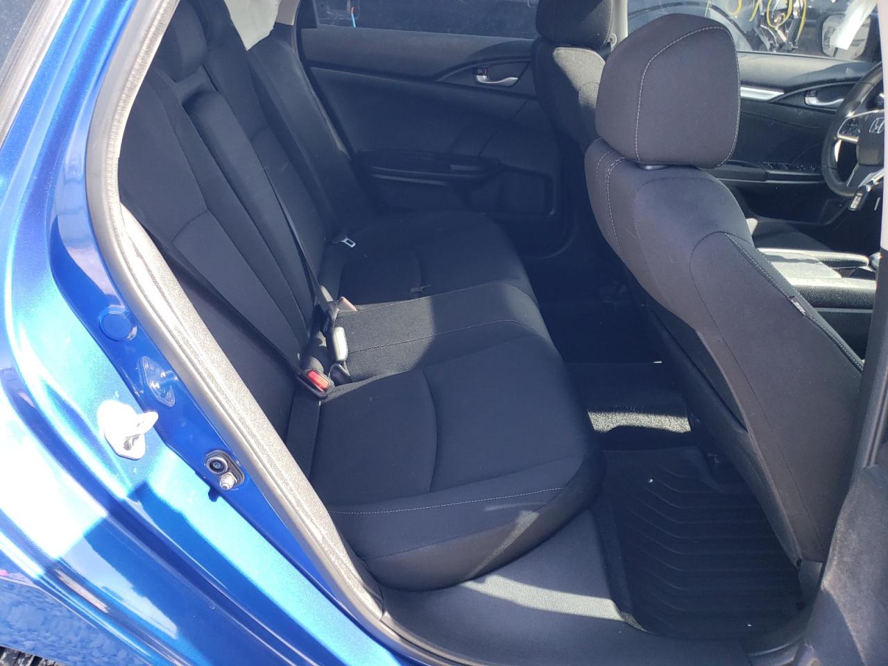 Photo 6 from auction – 2016 HONDA CIVIC EX with VIN 19XFC2F76GE072677