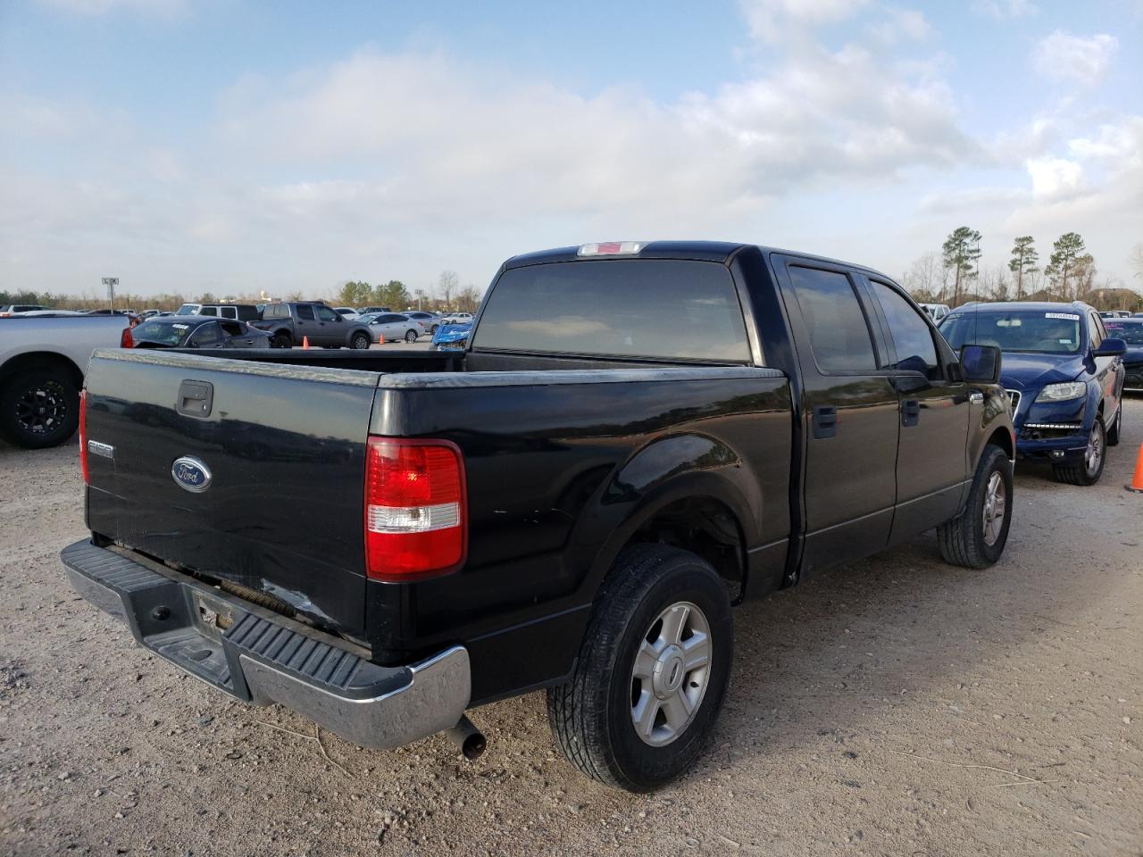 Photo 4 from auction – 2004 FORD F150 SUPER with VIN 1FTRW12WX4KC90352