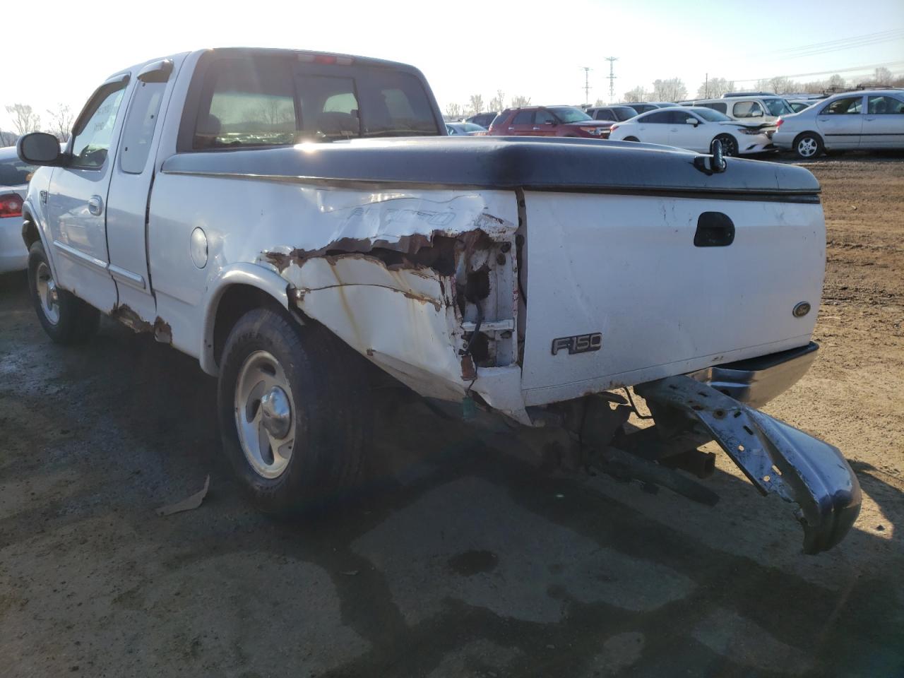 Photo 3 from auction – 2001 FORD F150 with VIN 1FTRX18W41NB53731