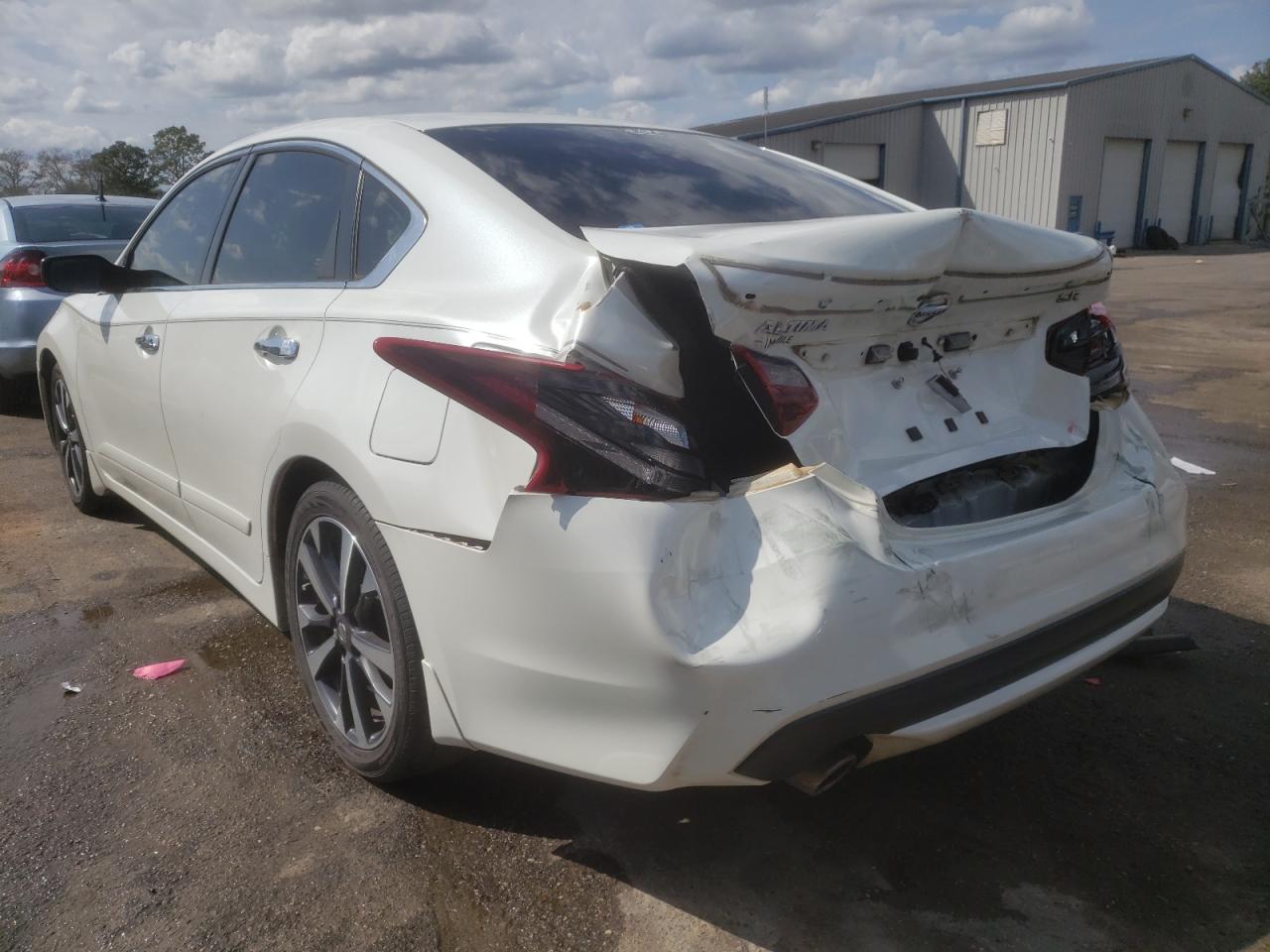 Photo 3 from auction – 2017 NISSAN ALTIMA 2.5 with VIN 1N4AL3AP2HN313550