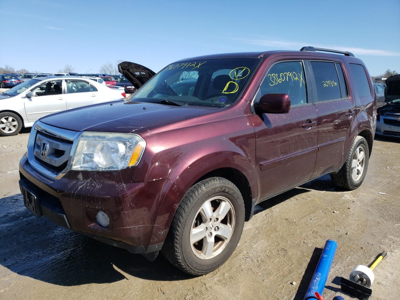 Photo 2 from auction – 2011 HONDA PILOT EX with VIN 5FNYF4H45BB093876