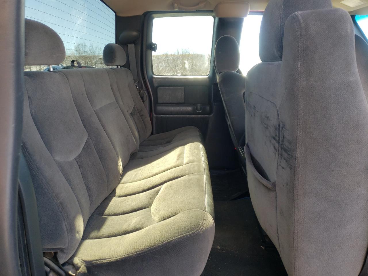 Photo 6 from auction – 2004 GMC NEW SIERRA with VIN 2GTEK19T041287241