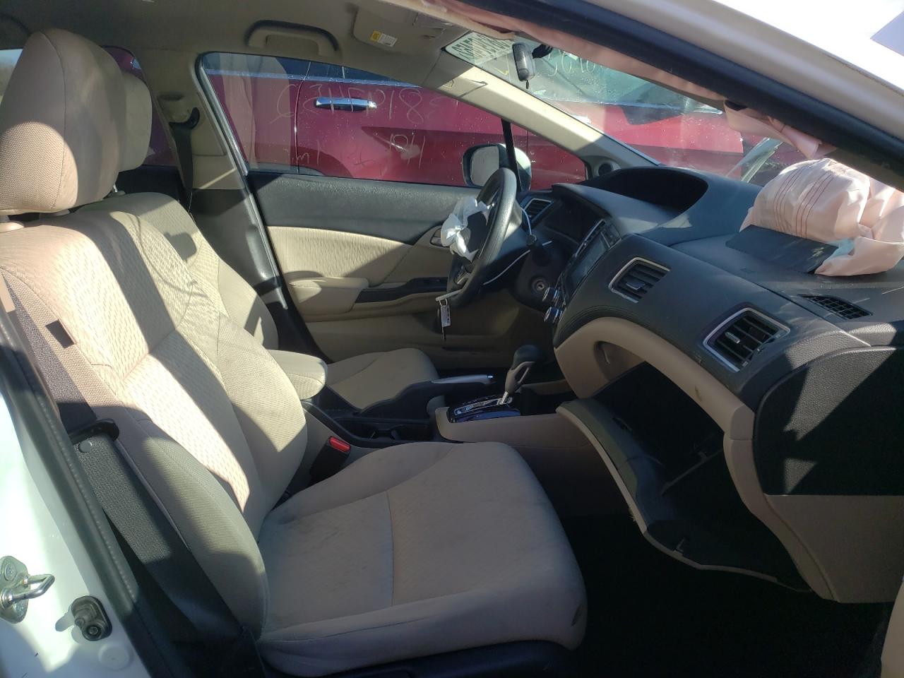 Photo 5 from auction – 2015 HONDA CIVIC SE with VIN 19XFB2F74FE053563