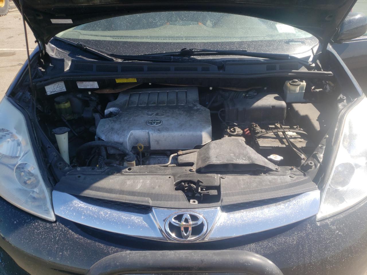 Photo 7 from auction – 2008 TOYOTA SIENNA with VIN 5TDBK22C38S013341