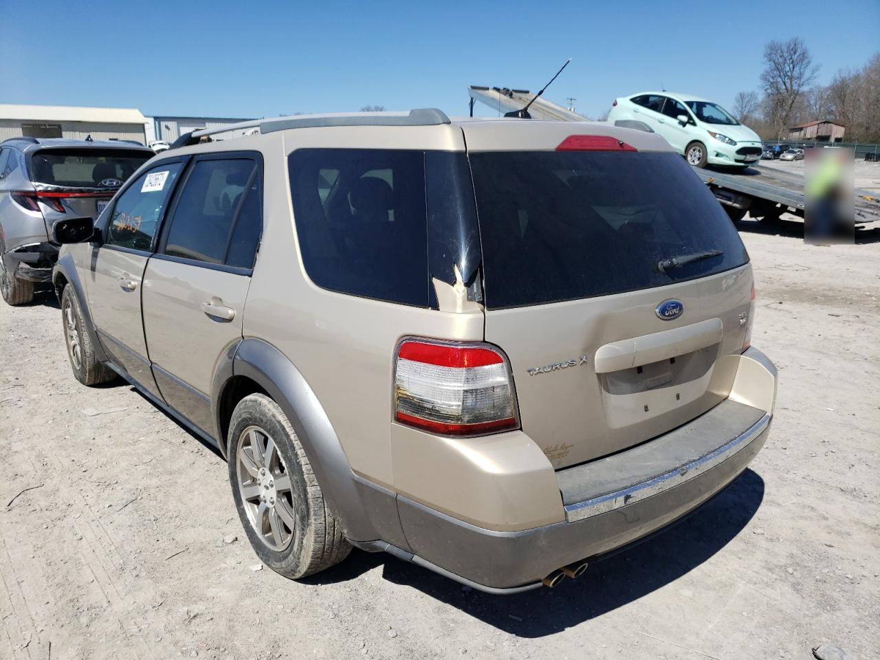 Photo 3 from auction – 2008 FORD TAURUS X S with VIN 1FMDK05W28GA05210