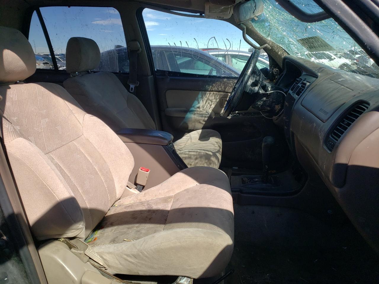 Photo 5 from auction – 2002 TOYOTA 4RUNNER SR with VIN JT3GN86R120224339