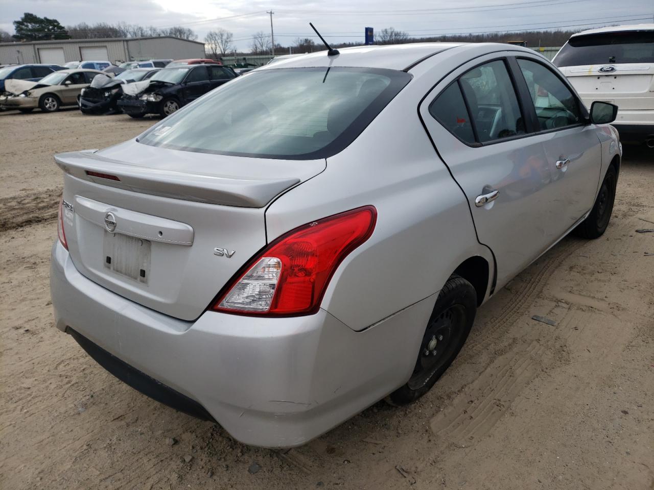 Photo 4 from auction – 2017 NISSAN VERSA S with VIN 3N1CN7AP5HK430892