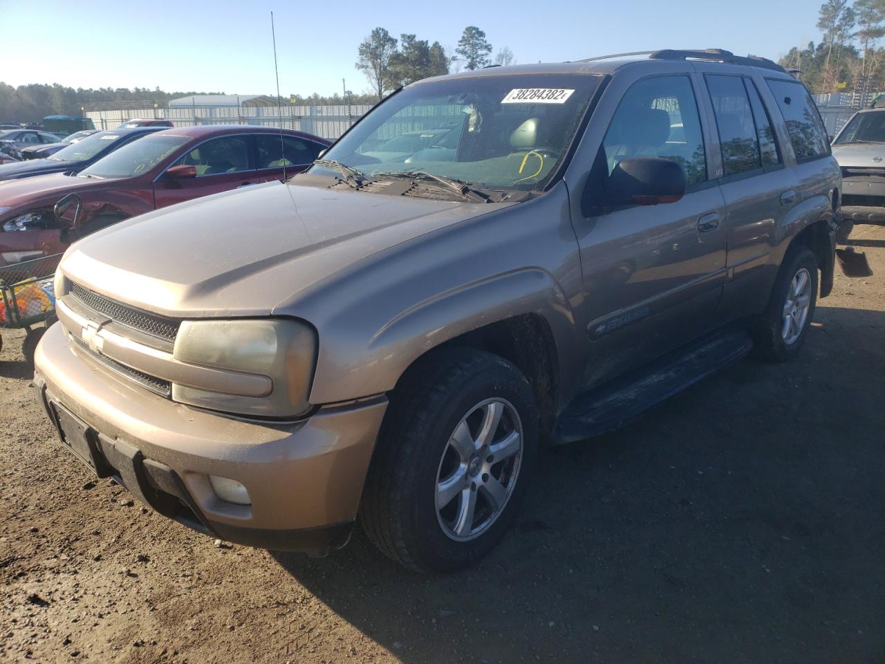 Photo 2 from auction – 2002 CHEVROLET TRAILBLAZE with VIN 1GNDT13SX22381415