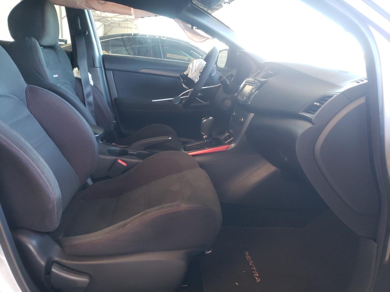 Photo 5 from auction – 2017 NISSAN SENTRA SR with VIN 3N1CB7AP9HY323754