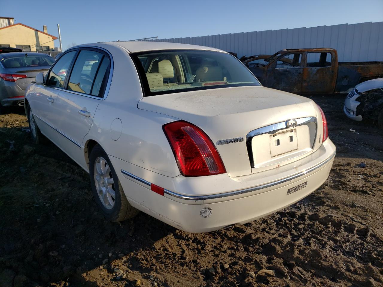 Photo 3 from auction – 2008 KIA AMANTI with VIN KNALD125385157615