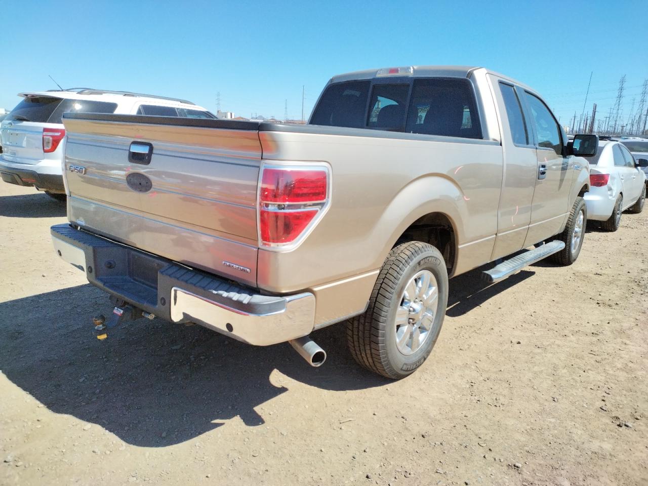 Photo 4 from auction – 2011 FORD F150 SUPER with VIN 1FTEX1CM3BFA13413