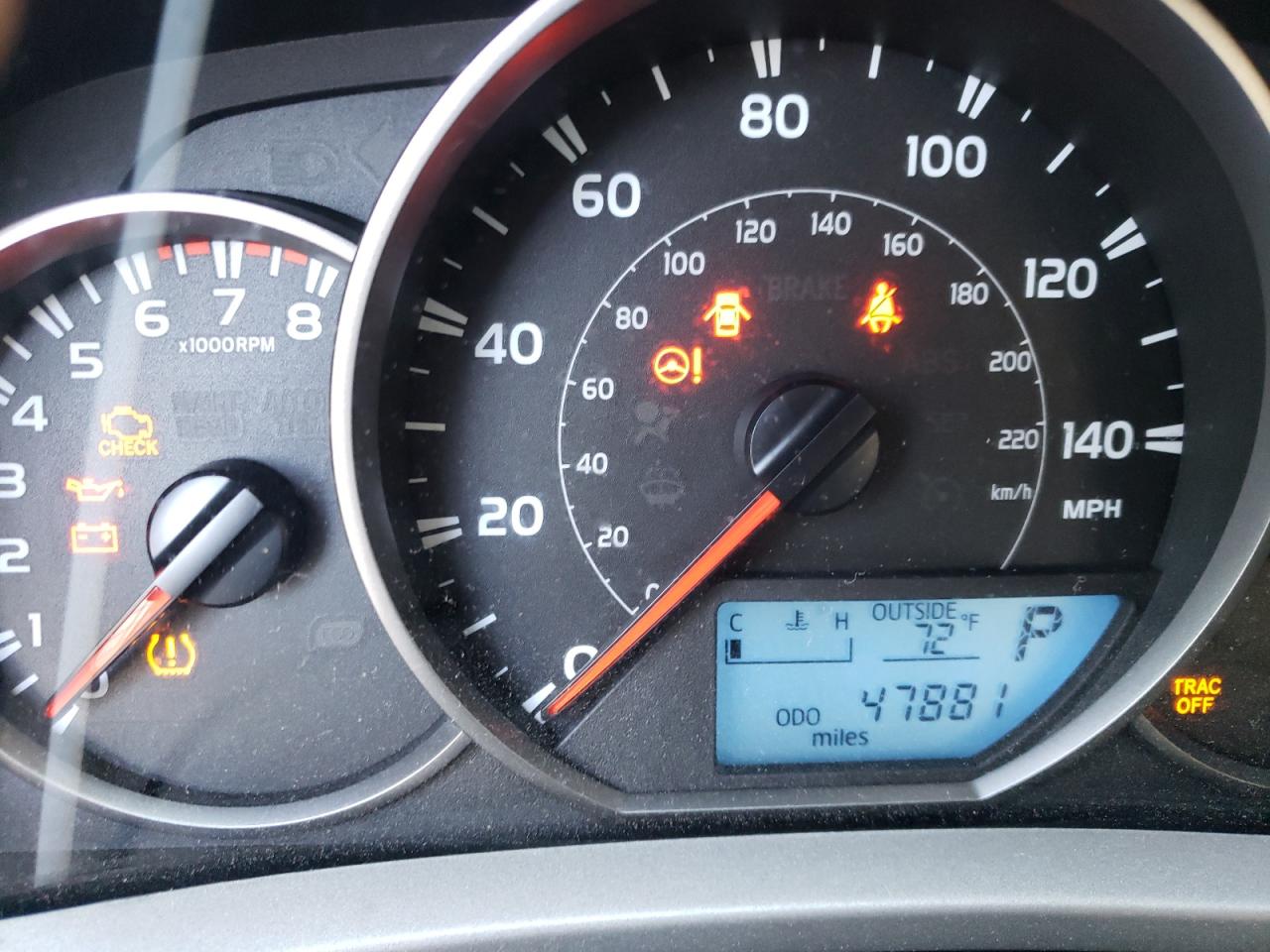 Photo 8 from auction – 2016 TOYOTA RAV4 LE with VIN 2T3ZFREV8GW275037