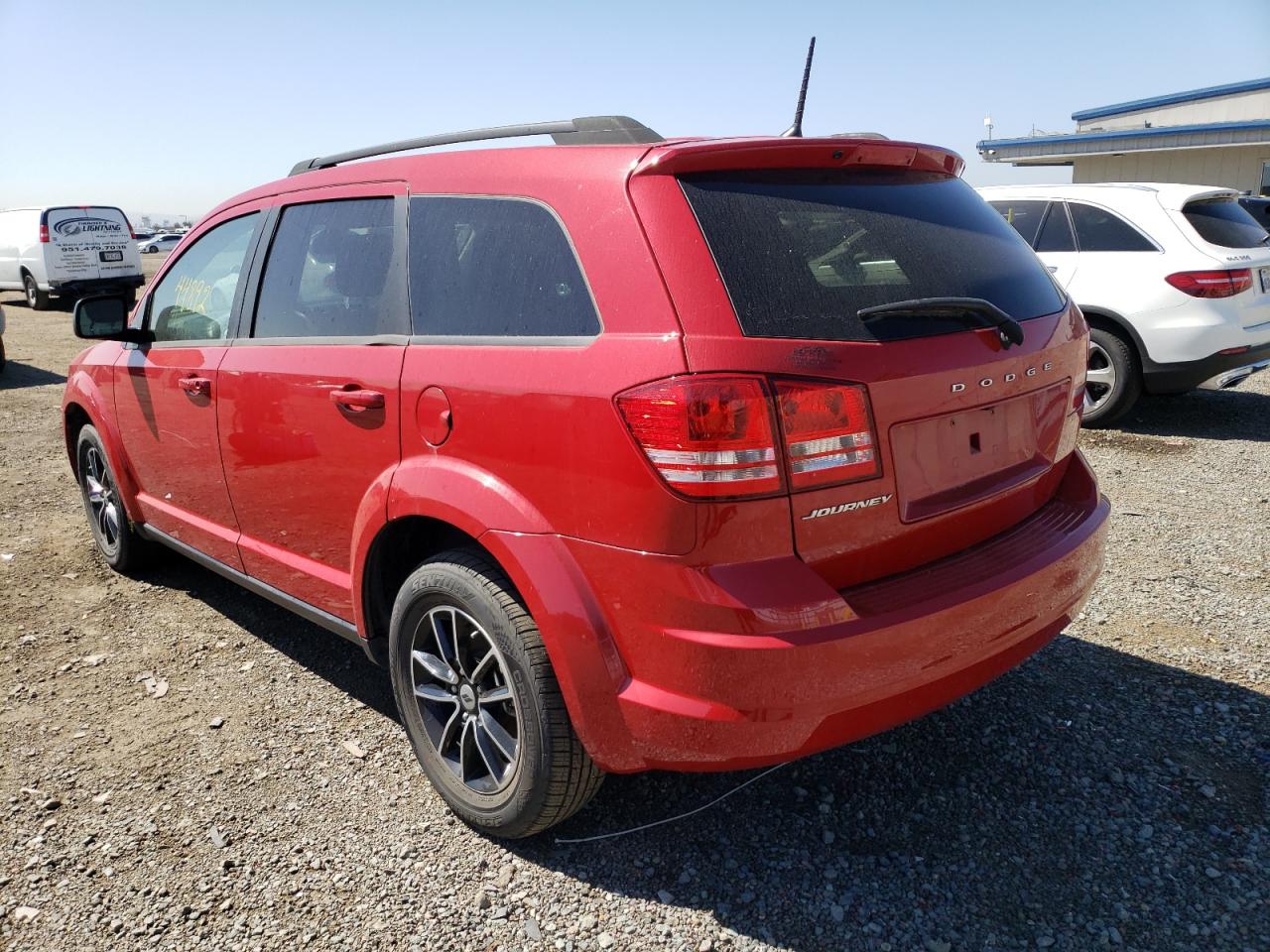 Photo 3 from auction – 2018 DODGE JOURNEY SE with VIN 3C4PDCAB1JT520569