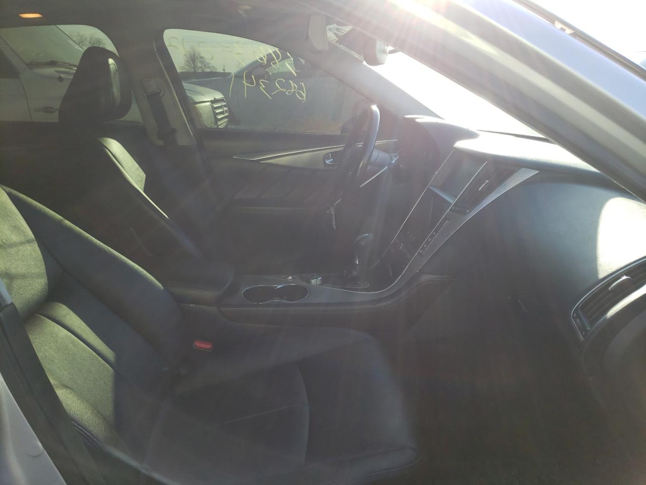 Photo 5 from auction – 2014 INFINITI Q50 BASE with VIN JN1BV7ARXEM682341