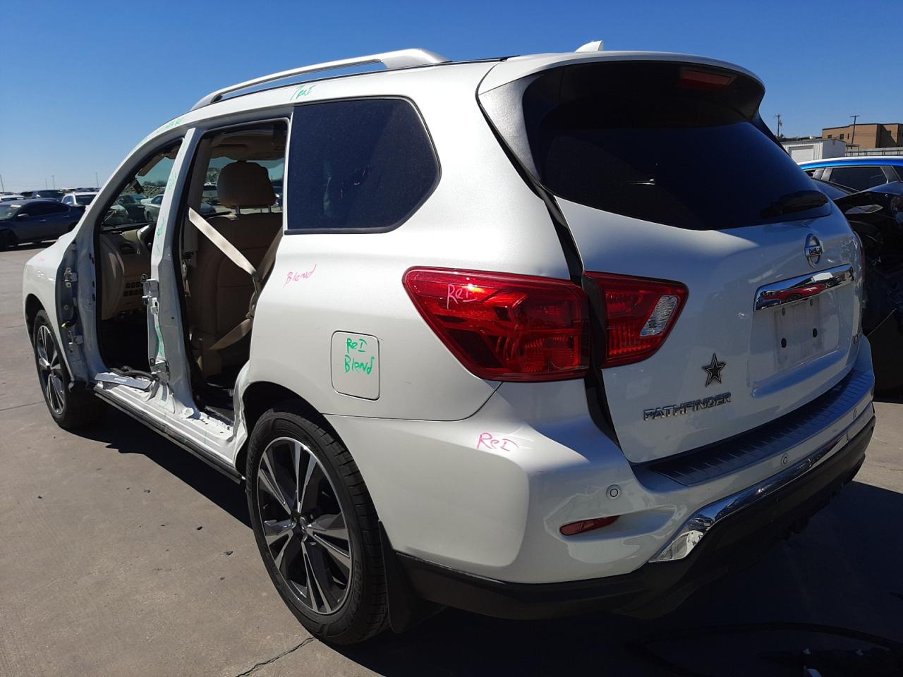 Photo 3 from auction – 2020 NISSAN PATHFINDER with VIN 5N1DR2DN7LC617399