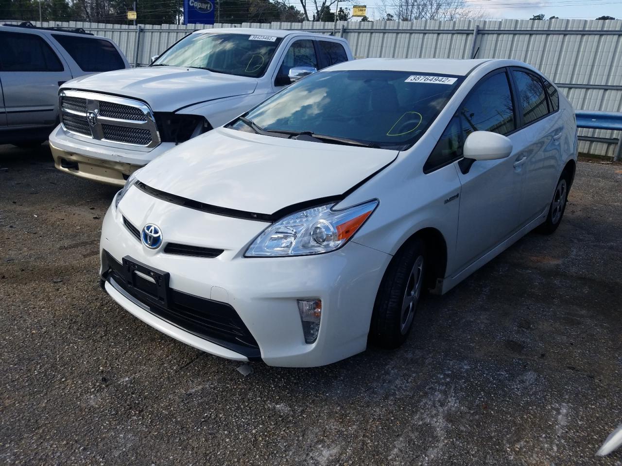 Photo 2 from auction – 2015 TOYOTA PRIUS with VIN JTDKN3DU7F0434224