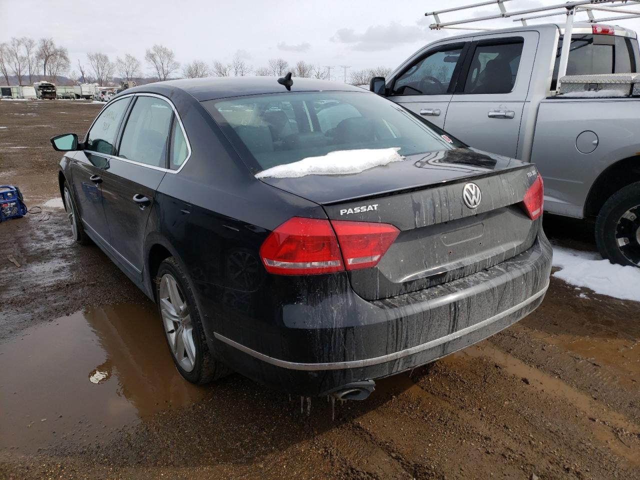 Photo 3 from auction – 2014 VOLKSWAGEN PASSAT SEL with VIN 1VWCN7A33EC078730