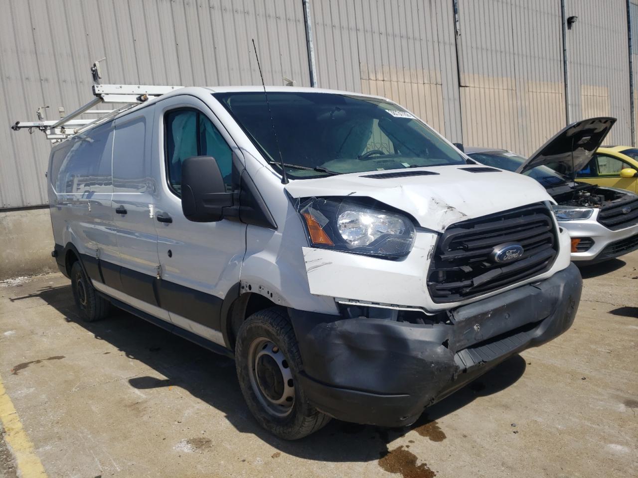 FORD TRANSIT T- 2015 with VIN 1FTYR2ZMXFKA24748 - Photo from auction