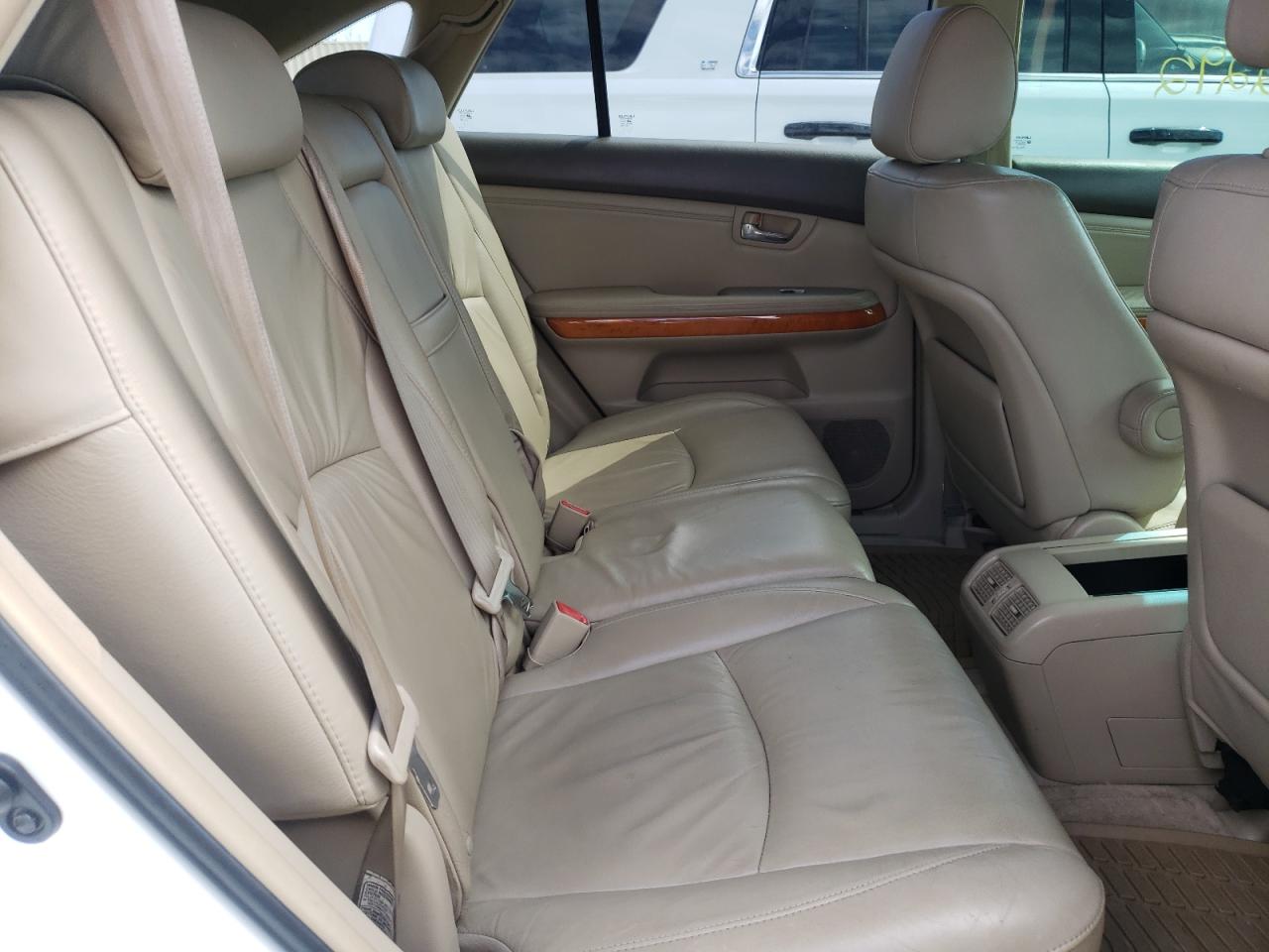 Photo 6 from auction – 2005 LEXUS RX 330 with VIN 2T2GA31U05C040649