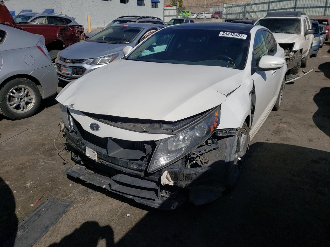 Photo 2 from auction – 2013 KIA OPTIMA SX with VIN 5XXGR4A62DG190595