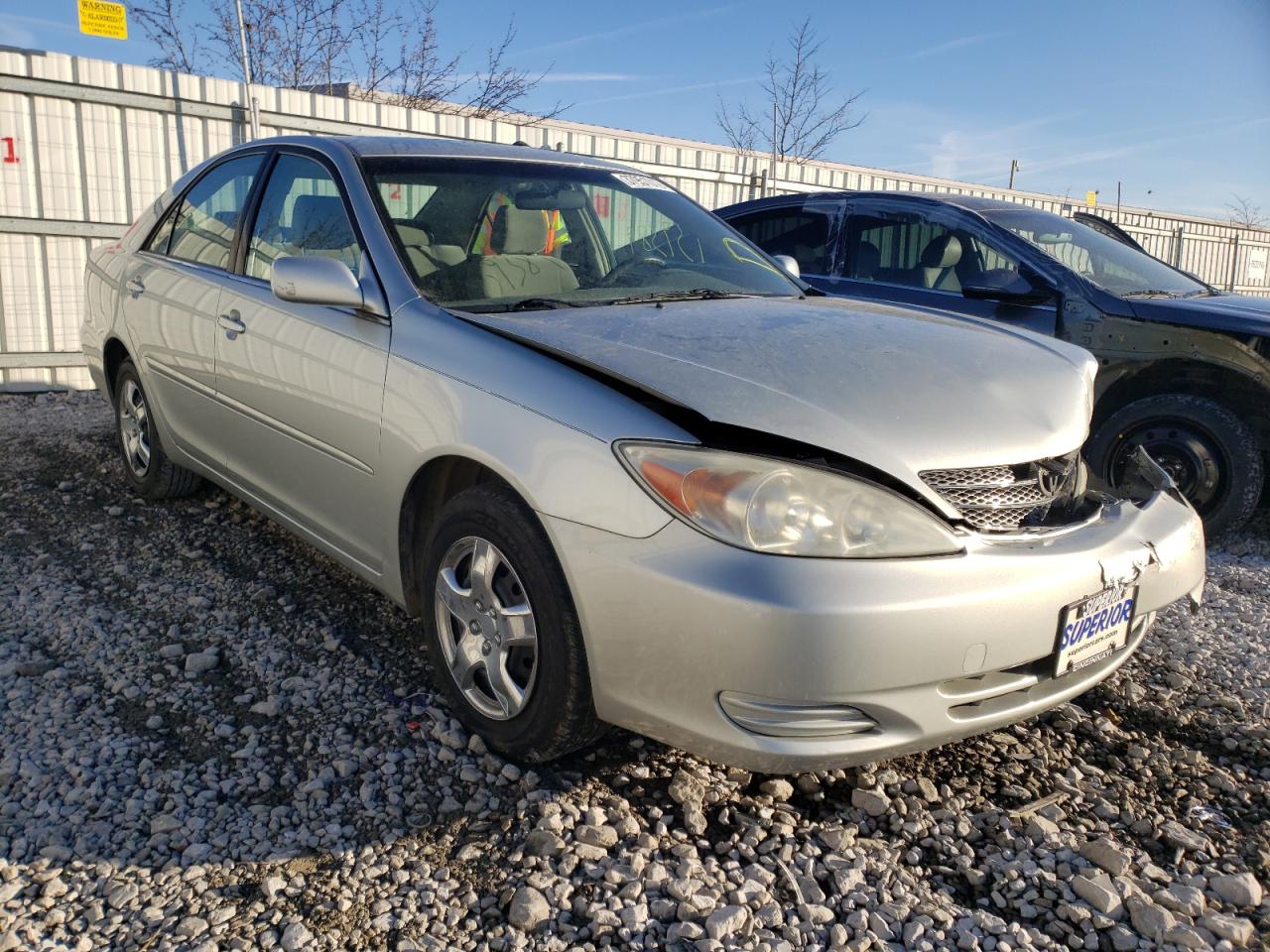 TOYOTA CAMRY LE 2004 with VIN JTDBE32K940247422 - Photo from auction