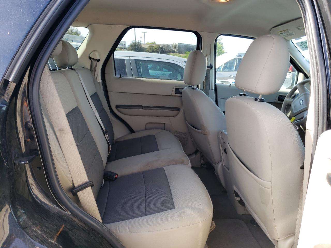 Photo 6 from auction – 2008 FORD ESCAPE HEV with VIN 1FMCU59H88KA57209