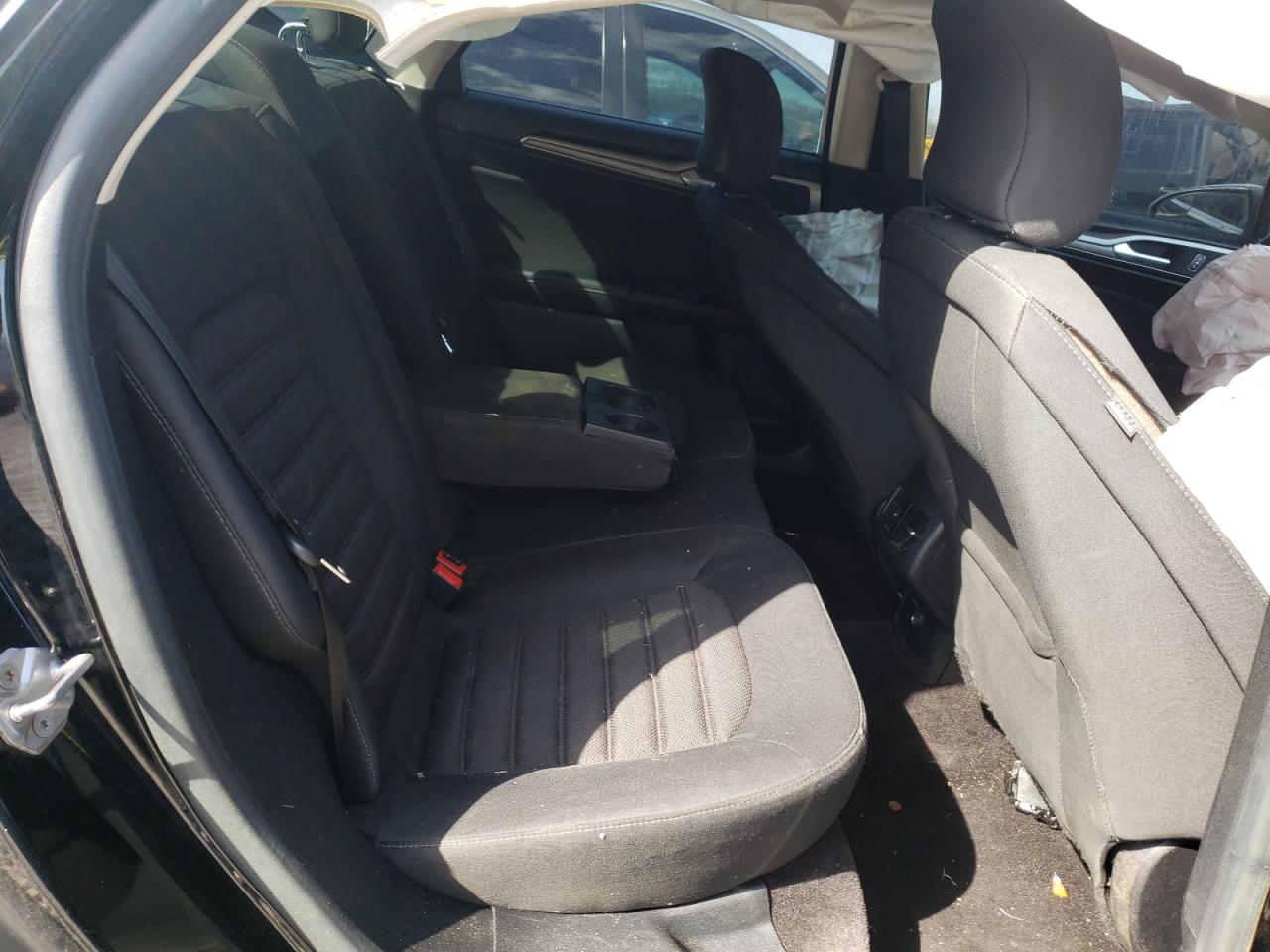 Photo 6 from auction – 2017 FORD FUSION SE with VIN 3FA6P0HDXHR244477