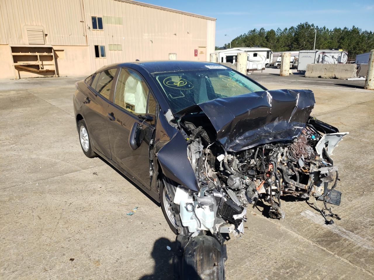 TOYOTA PRIUS 2016 with VIN JTDKARFU7G3517373 - Photo from auction