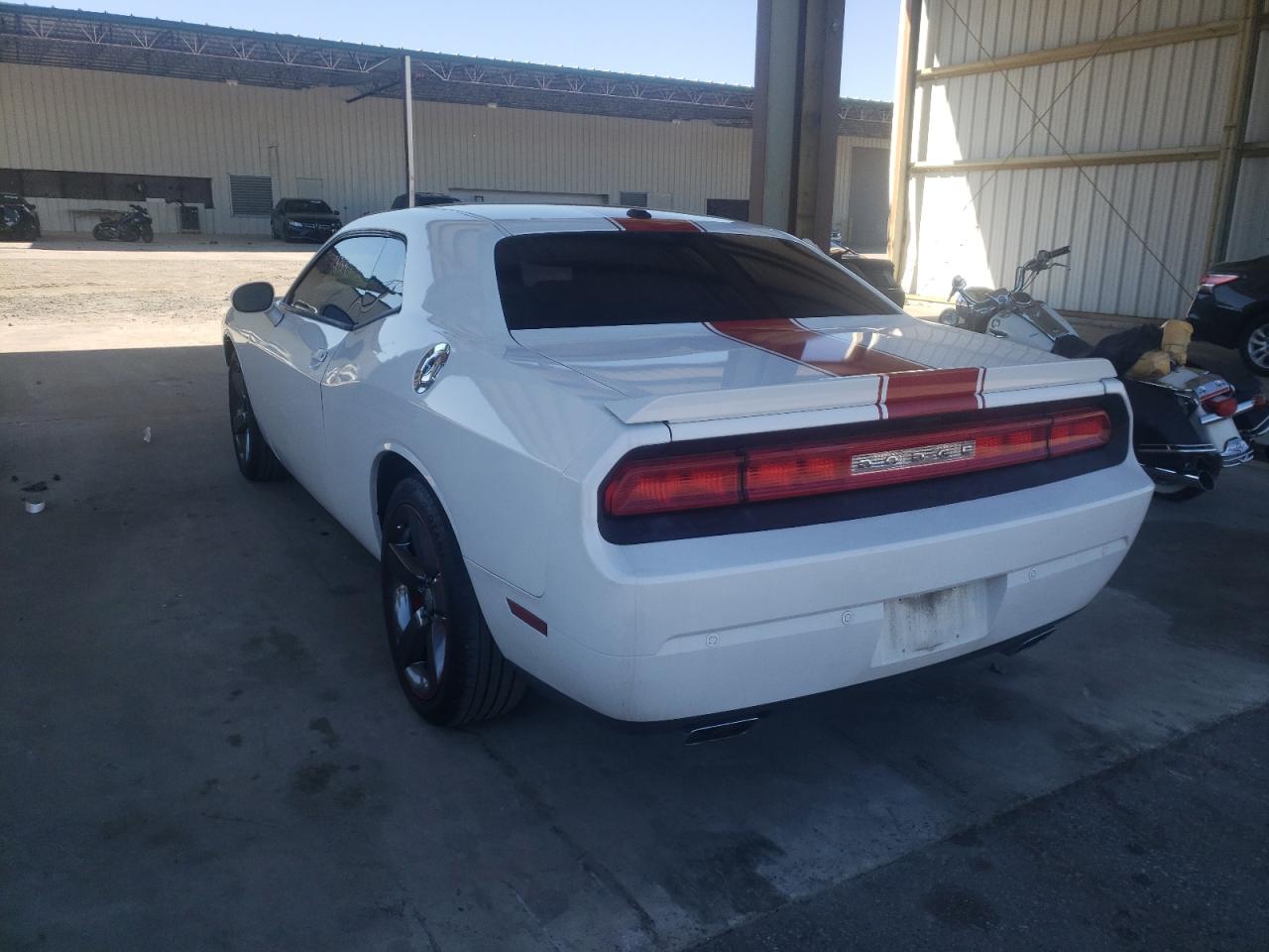 Photo 3 from auction – 2013 DODGE CHALLENGER with VIN 2C3CDYAGXDH650875