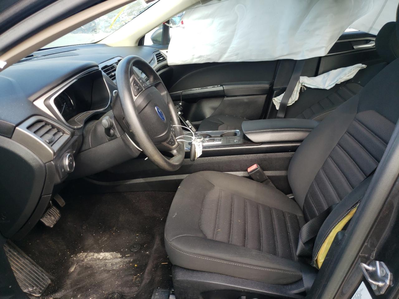Photo 5 from auction – 2017 FORD FUSION SE with VIN 3FA6P0H73HR369105
