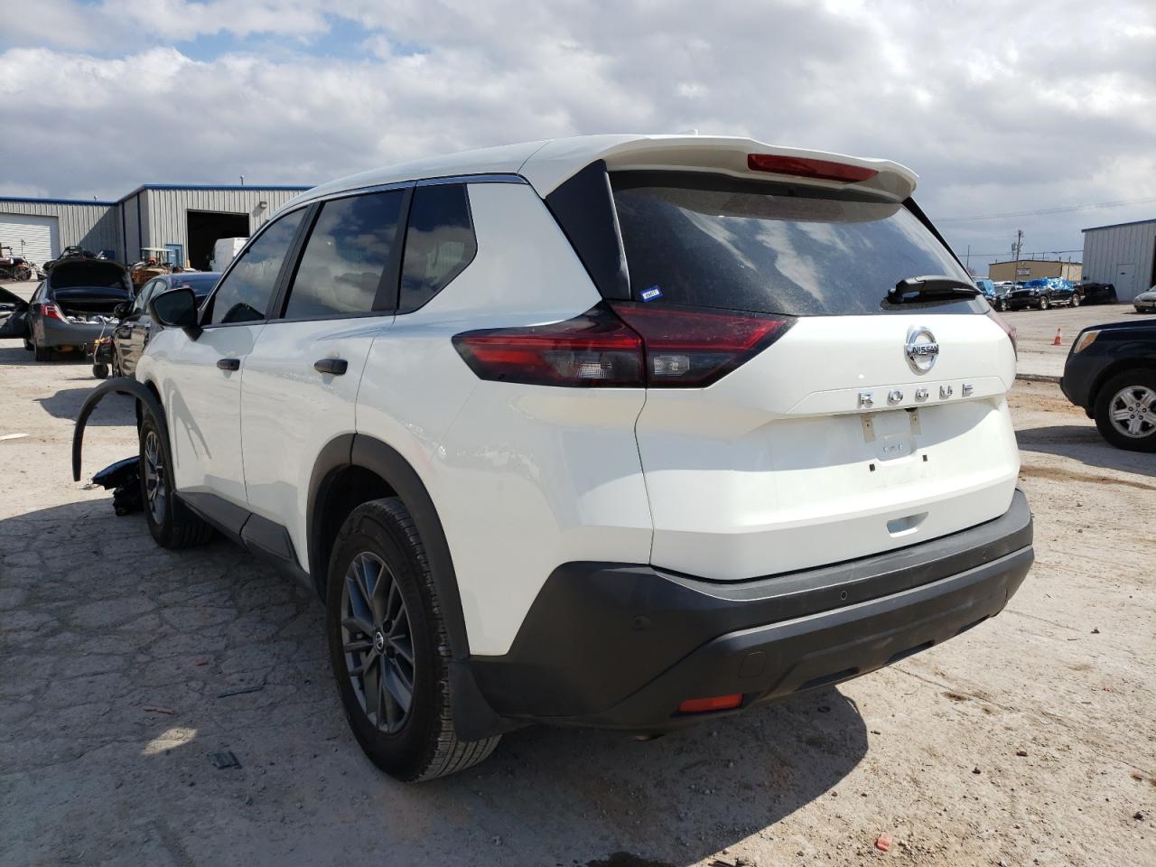 Photo 3 from auction – 2021 NISSAN ROGUE S with VIN 5N1AT3AA6MC806543