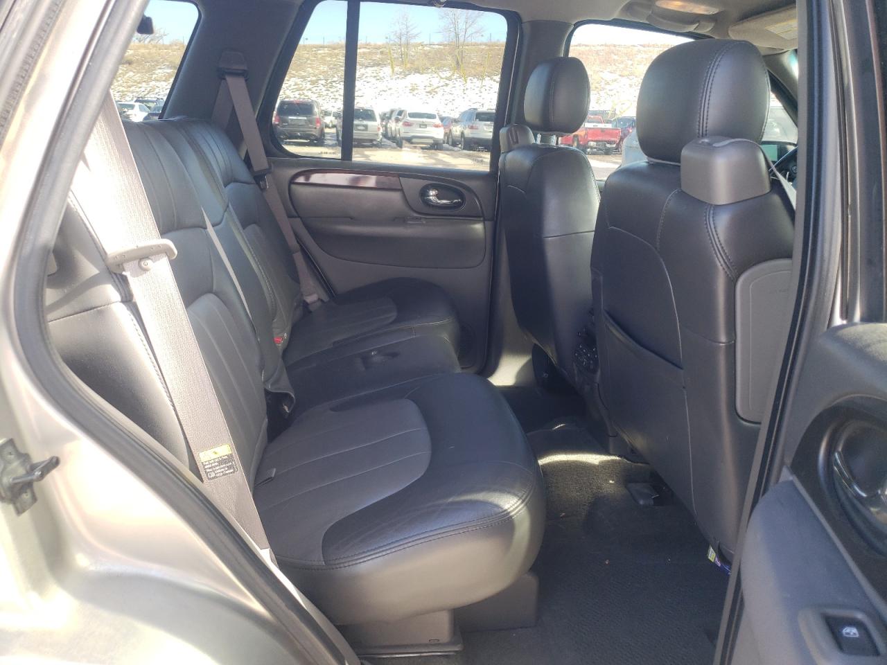 Photo 6 from auction – 2003 GMC ENVOY SLE with VIN 1GKDT13SX32336179