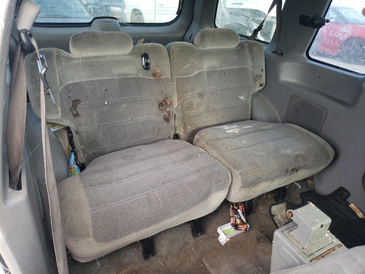 Zdjęcie 6 z aukcji – 2000 FORD EXPLORER S z VIN 1FMYU60E8YUA73722