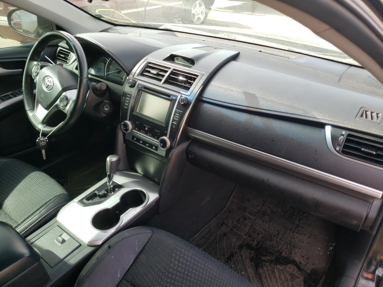Photo 9 from auction – 2014 TOYOTA CAMRY L with VIN 4T1BF1FK5EU433539