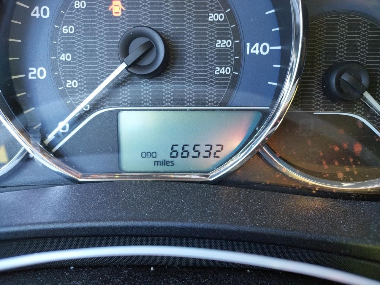 Photo 8 from auction – 2016 TOYOTA COROLLA L with VIN 5YFBURHE2GP432624