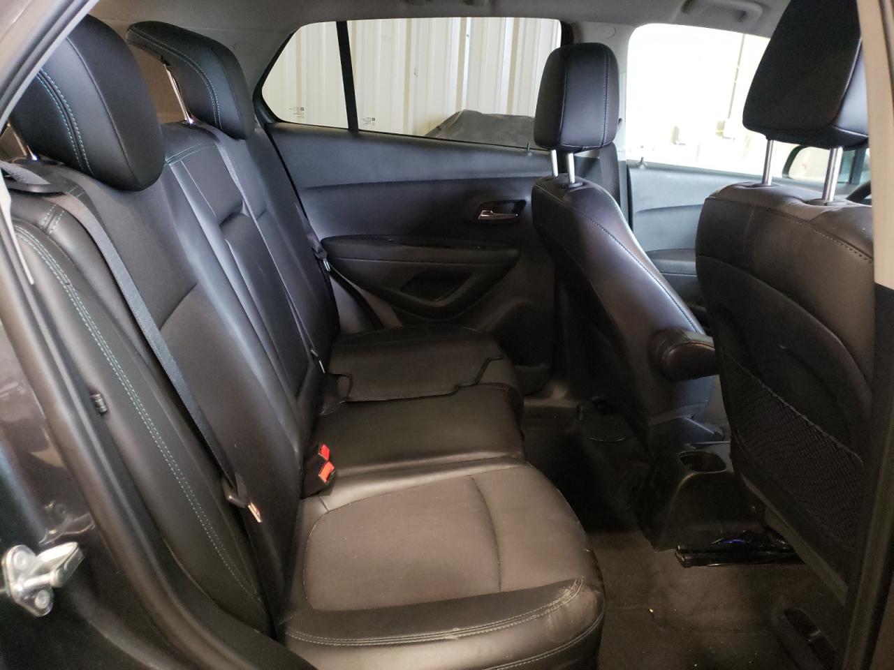 Photo 6 from auction – 2016 CHEVROLET TRAX 1LT with VIN 3GNCJPSB9GL265215