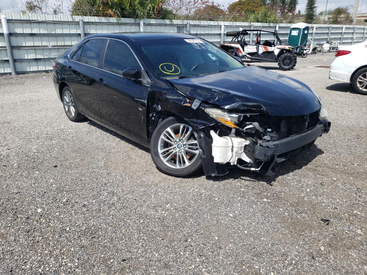 TOYOTA CAMRY LE 2015 with VIN 4T1BF1FK1FU490726 - Photo from auction