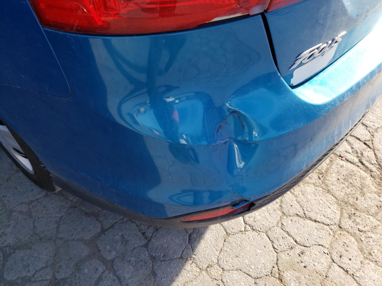 Photo 9 from auction – 2012 FORD FOCUS SE with VIN 1FAHP3F21CL310790