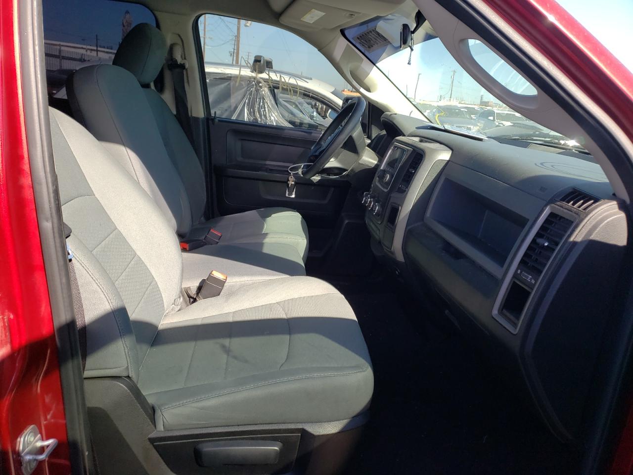 Photo 5 from auction – 2015 RAM 1500 ST with VIN 1C6RR7FT2FS573140