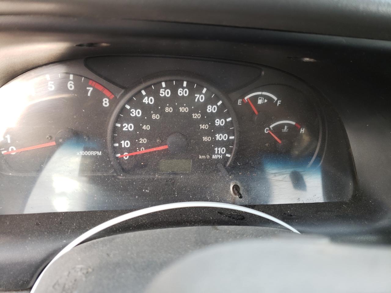 Photo 8 from auction – 2003 CHEVROLET TRACKER LT with VIN 2CNBJ634236907296