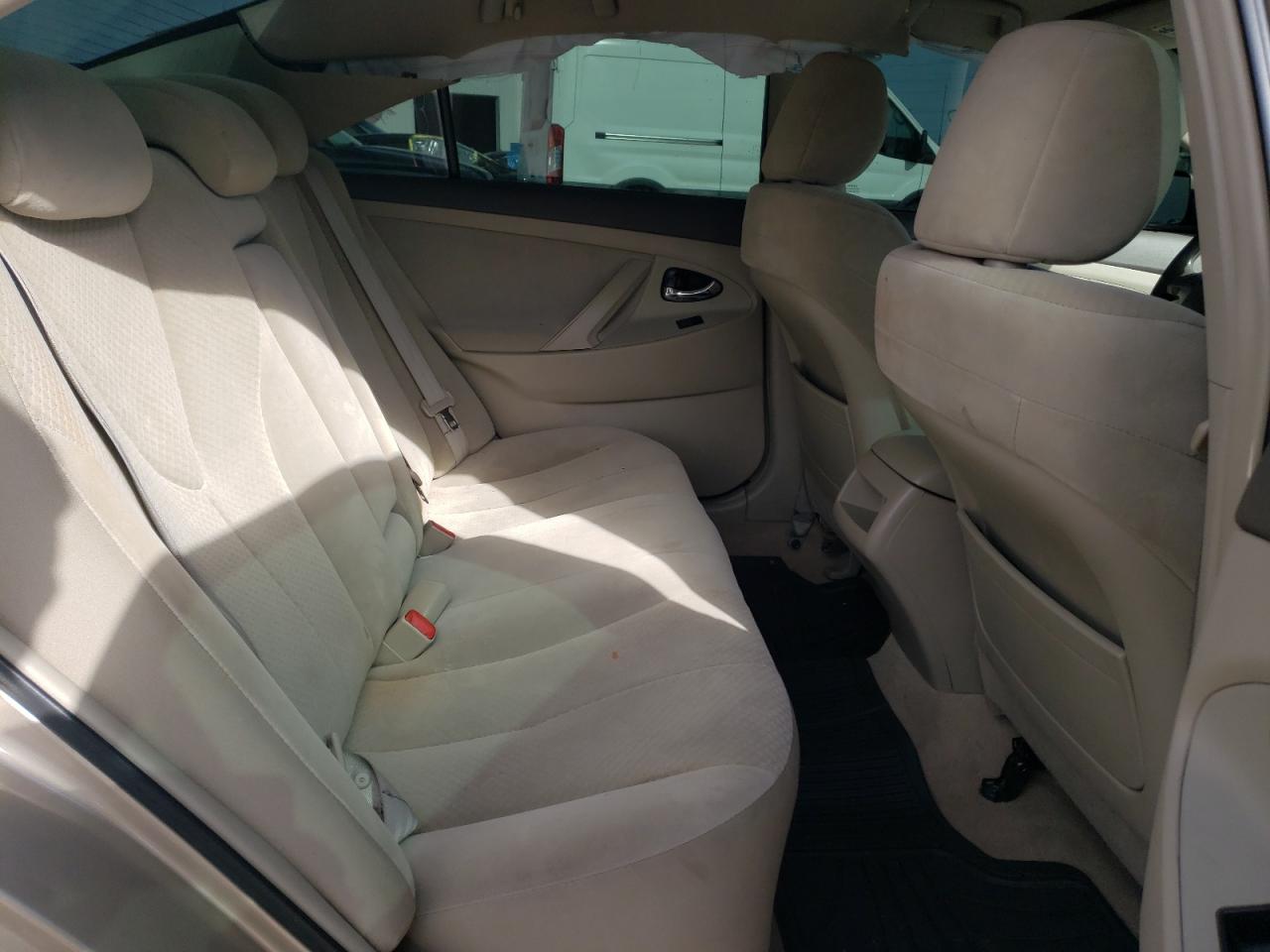 Photo 6 from auction – 2009 TOYOTA CAMRY BASE with VIN 4T1BE46K29U325776