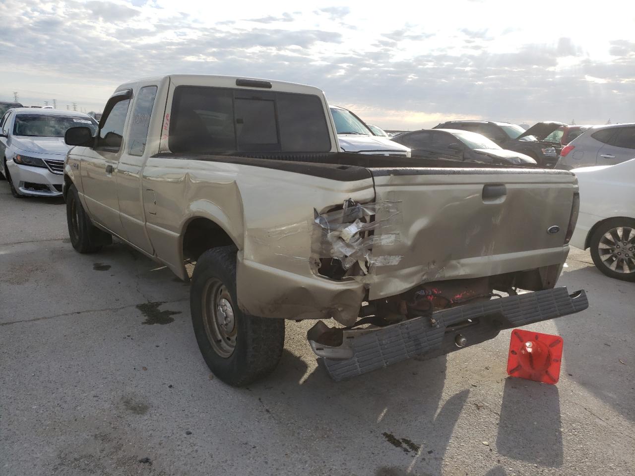 Photo 3 from auction – 2002 FORD RANGER SUP with VIN 1FTYR44U12PA31992