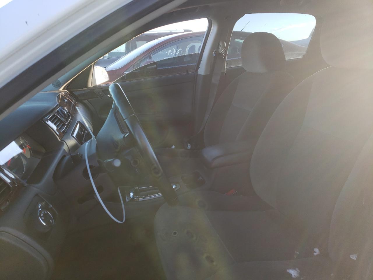 Photo 5 from auction – 2014 CHEVROLET IMPALA LIM with VIN 2G1WB5E32E1187587
