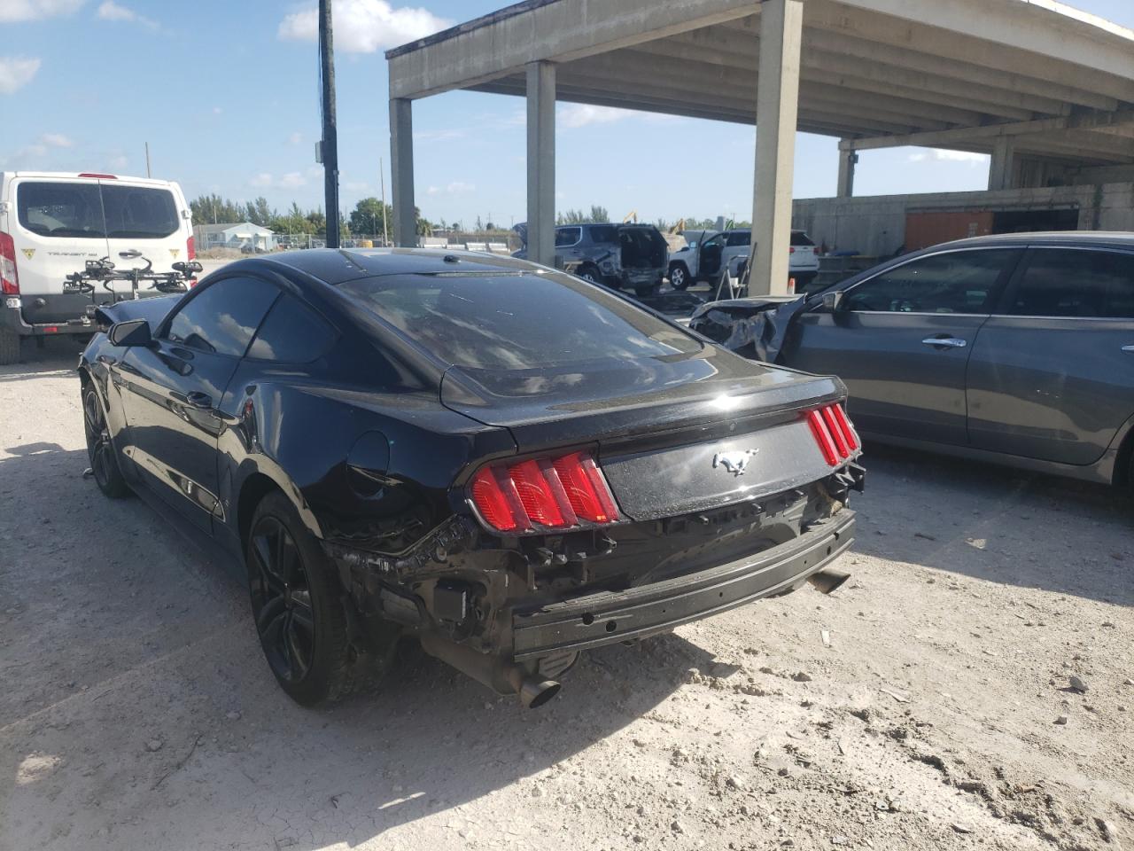 Photo 3 from auction – 2015 FORD MUSTANG with VIN 1FA6P8TH3F5304687