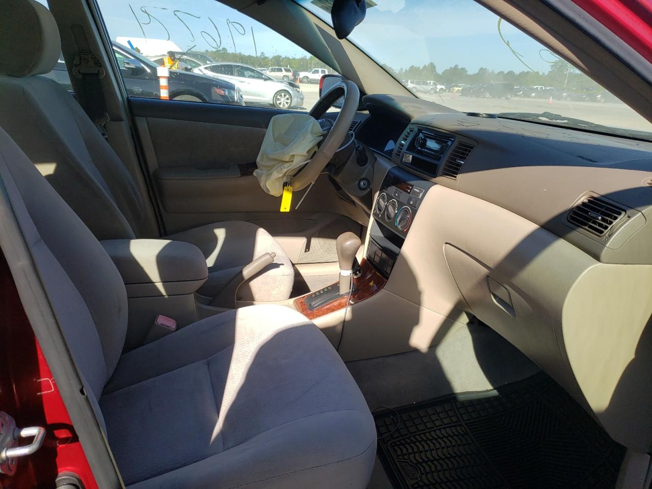 Photo 5 from auction – 2005 TOYOTA COROLLA CE with VIN 2T1BR32E25C375300