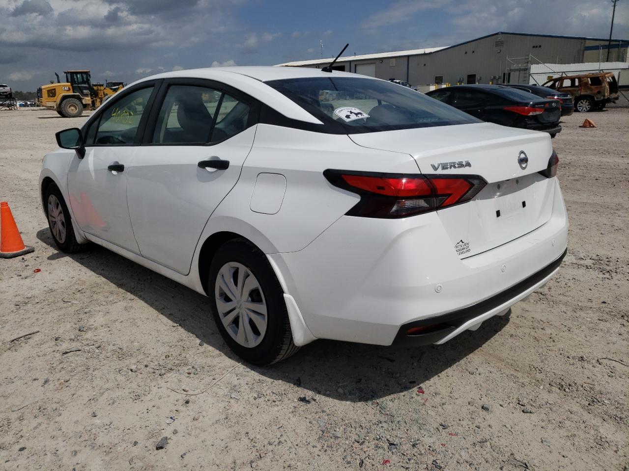 Photo 3 from auction – 2020 NISSAN VERSA S with VIN 3N1CN8BV5LL813818
