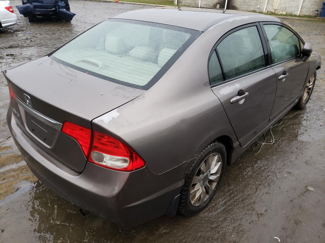 Photo 4 from auction – 2010 HONDA CIVIC EX with VIN 2HGFA1F85AH505766