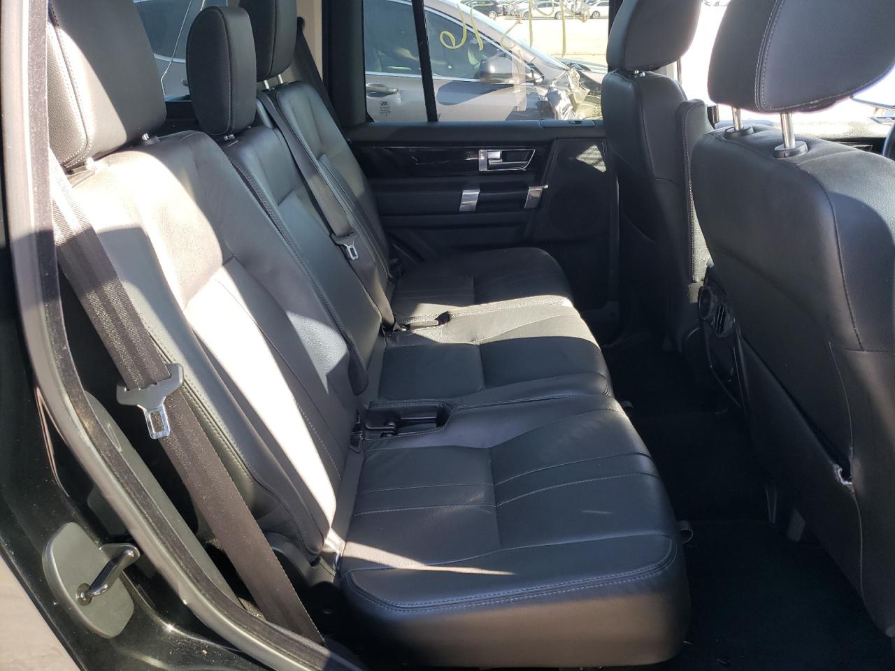 Photo 6 from auction – 2013 LAND ROVER LR4 HSE with VIN SALAG2D48DA679209