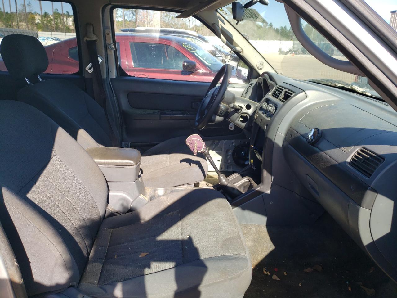 Photo 5 from auction – 2002 NISSAN FRONTIER C with VIN 1N6ED27T02C362012