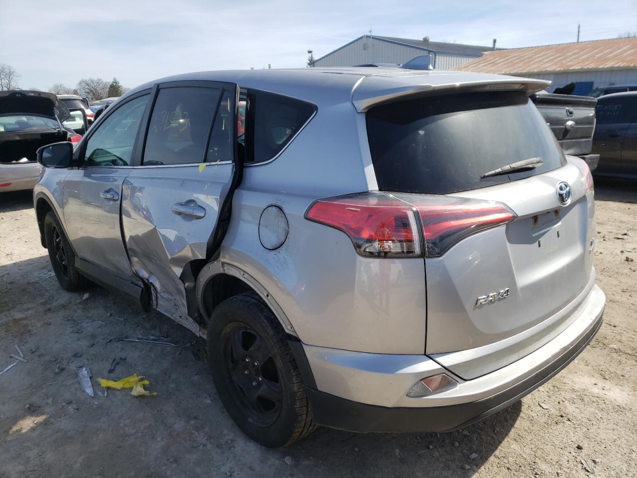 Photo 3 from auction – 2017 TOYOTA RAV4 LE with VIN 2T3BFREV1HW627202